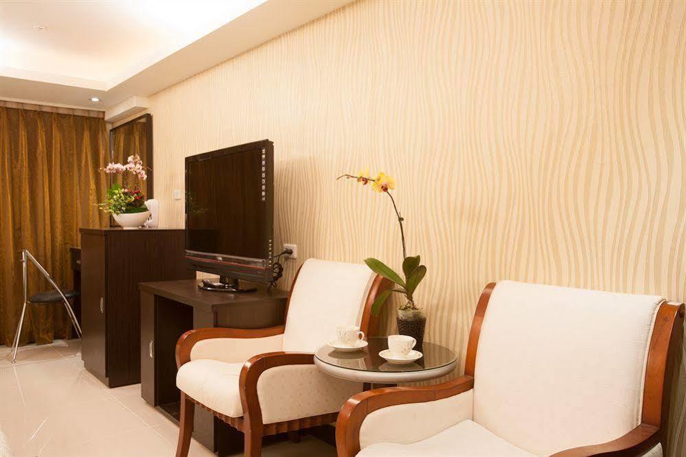 Guide Hotel Taoyuan Fuxing Eksteriør billede